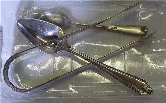 Pair of Bateman sugar tongs and 2 teaspoons